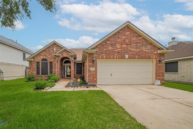 Primary Photo - 17215 Stratford Green Dr