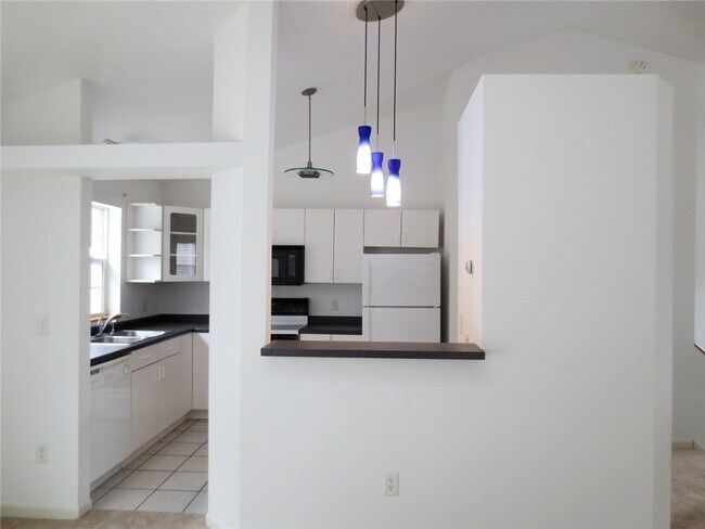 Building Photo - 1062 Dryden Rd