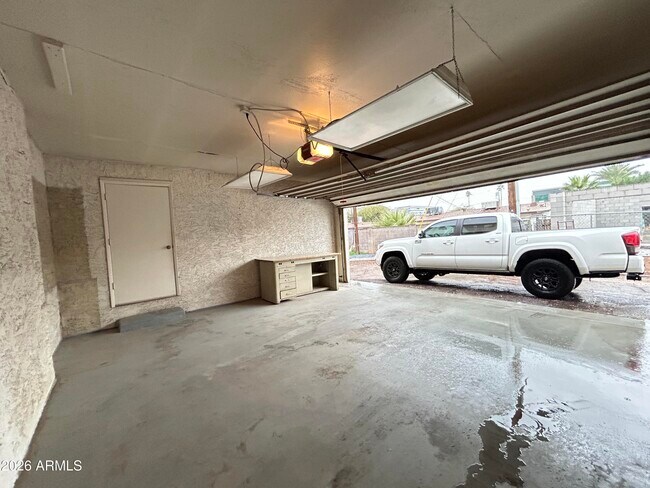 Building Photo - 4601 N 73rd St