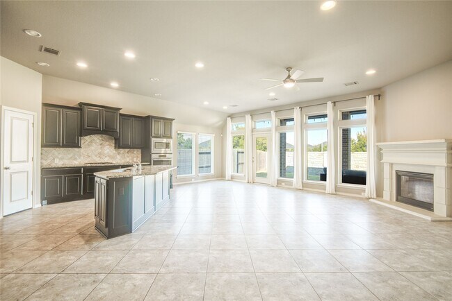 Building Photo - 29006 Crystal Rose Ln