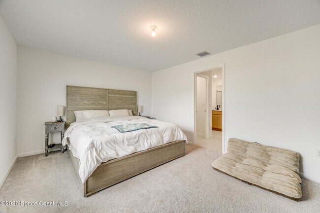 Building Photo - 1328 Colebrook Cir SW