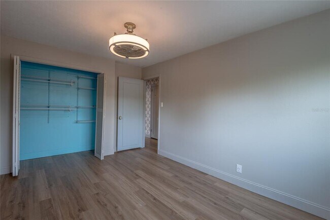 Building Photo - 518 Crestover Dr