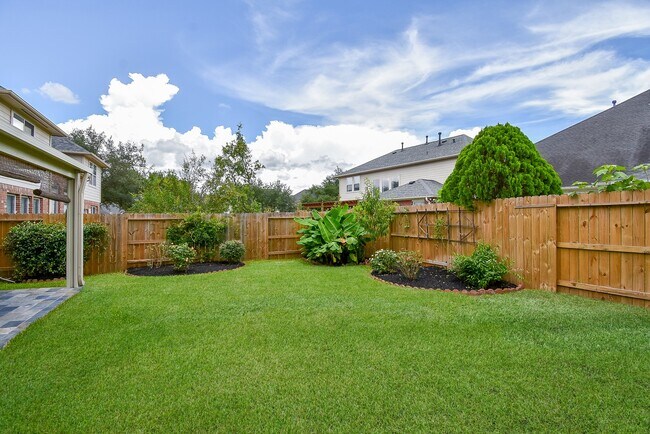 Building Photo - 20907 Avery Cove Ln