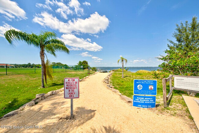 Building Photo - 8903 Laguna Ln