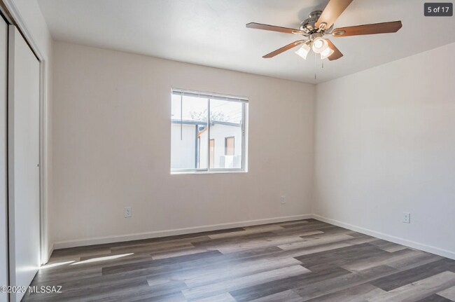 Building Photo - 1108 E Fort Lowell Rd