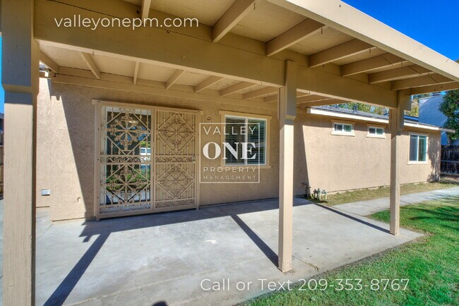 Building Photo - 1634 Arlington Ct