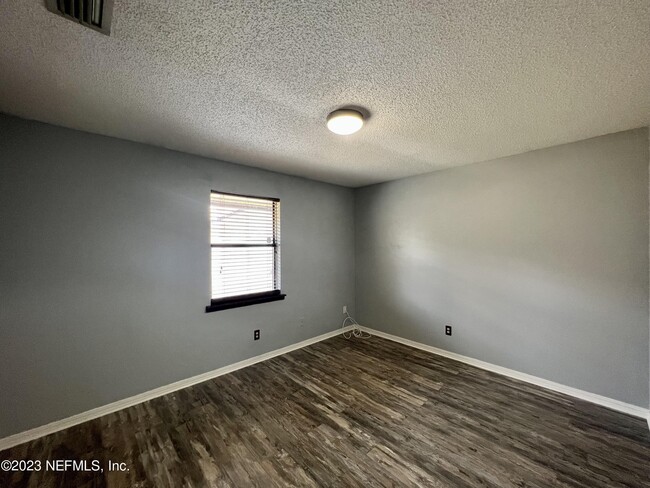 Building Photo - 8459 Rampart Rd