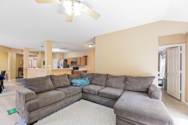 Building Photo - 1206 Parker Pl