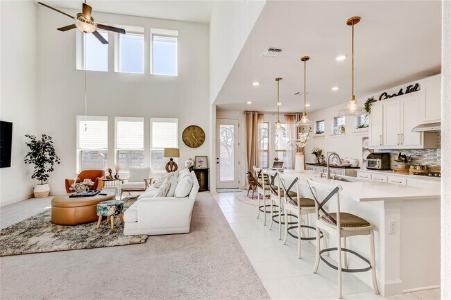 Building Photo - 133 Goshen Dr