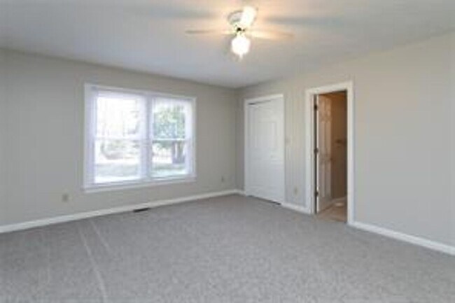 Building Photo - Call Sabrina at 757-767-0767 for more information