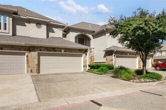 Building Photo - 1101 E Parmer Ln