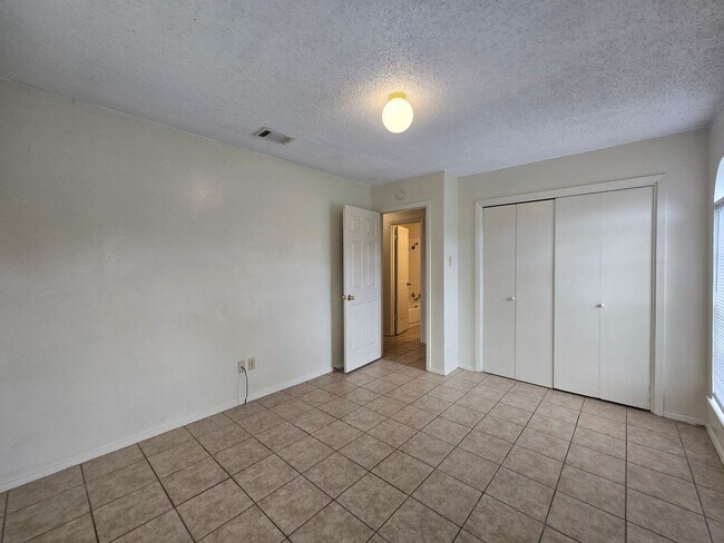 Building Photo - NEW IN MANAGEMENT - AVAILABLE NOW!