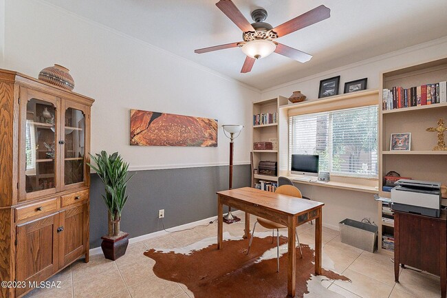 Building Photo - Charming Northwest 2 Bed. 2 Ba. Townhome  ...