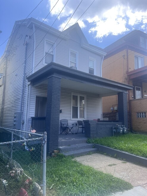 Building Photo - 108 Stamm Ave