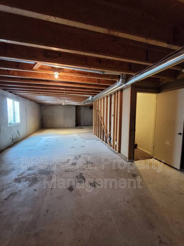 Building Photo - 3821 Tumbleweed Dr