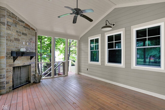 Building Photo - 16893 Oak Manor Dr