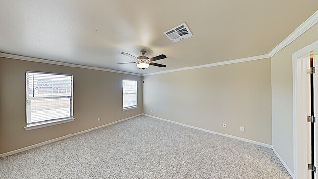 Building Photo - 10704 Mountain Fork Dr