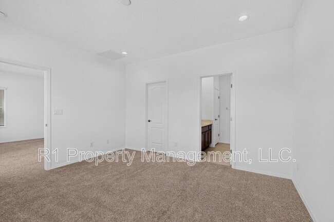 Building Photo - 280 Prism Ave SW