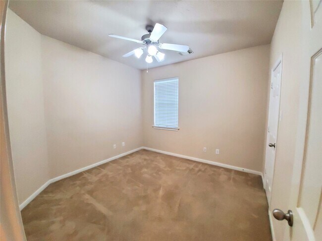 Building Photo - 25601 Thistle Valley Ct