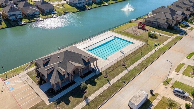 Building Photo - 24967 Goldoni Dr