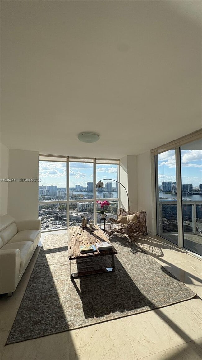 Building Photo - 18201 Collins Ave