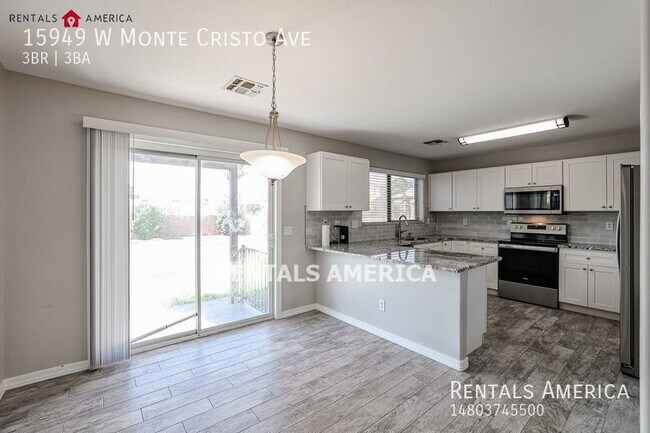 Building Photo - Corner lot with RV gate!