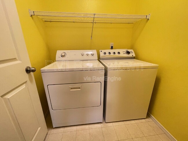 Building Photo - 6252 SW 182nd Terrace