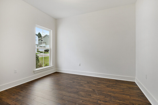 Building Photo - 6843 Kodiak Dr