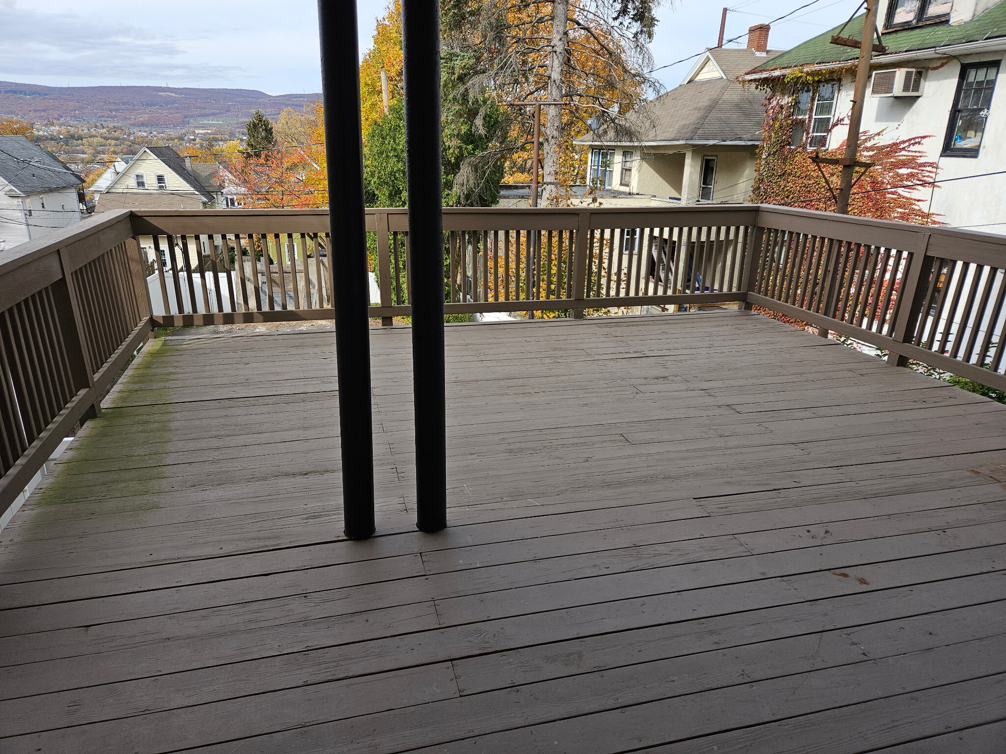 Building Photo - 1039 Clay Ave