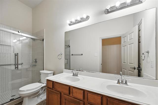 Building Photo - 520 Smoke Tree Dr