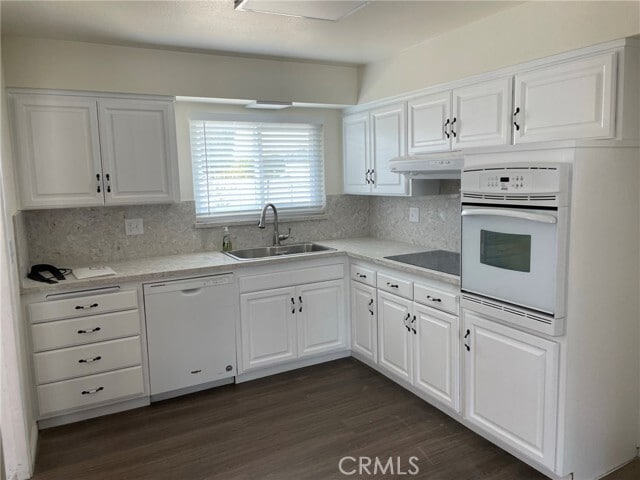 Building Photo - 26621 Oakmont Dr