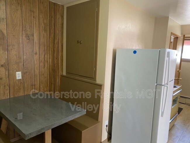 Building Photo - 227 Central Ave S