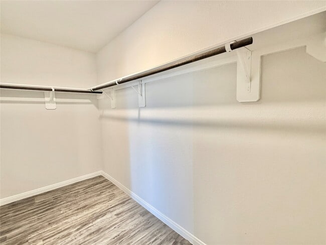 Building Photo - 1395 Rd 5102