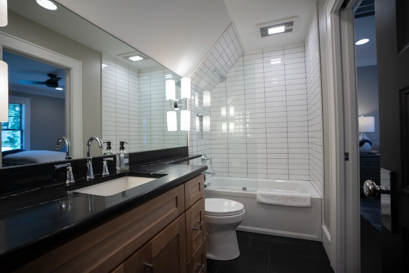 Building Photo - 2030 W Trade St