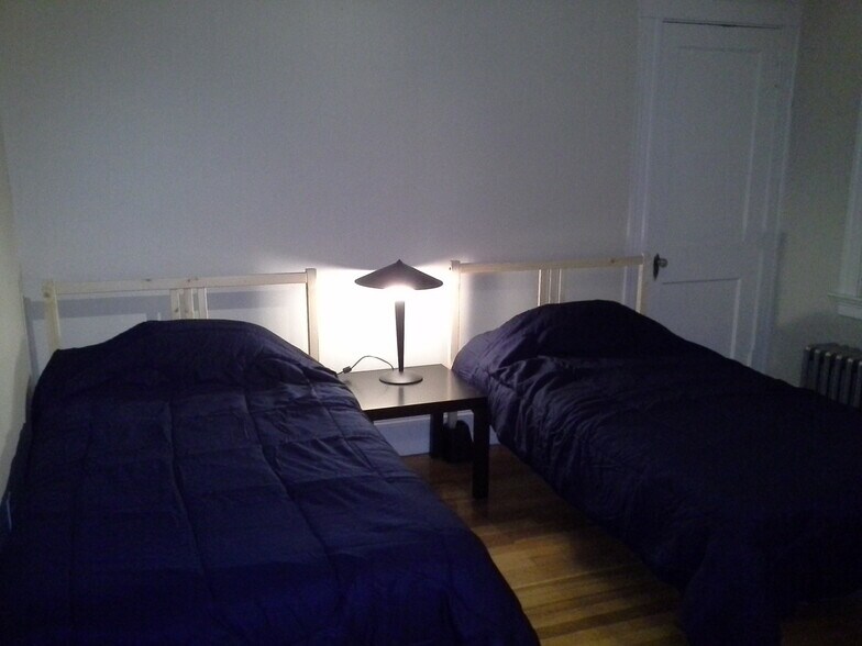Bedroom 2 - 33 Greycliff Rd