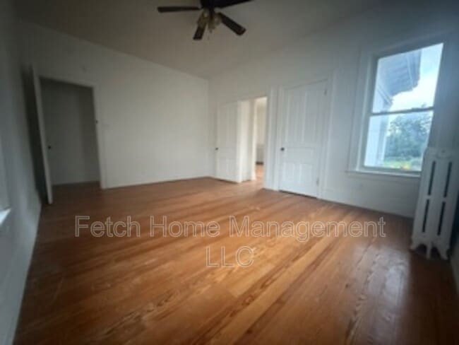 Building Photo - 436 Linden Ave