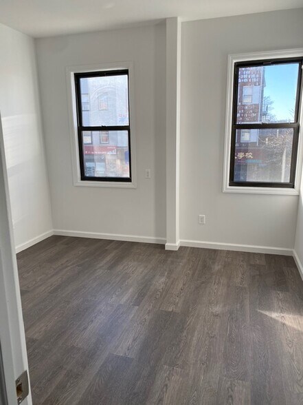 Building Photo - 8609 18th Ave