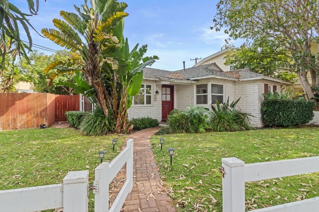 Primary Photo - Enchanting 2 Bedroom Home in Coveted South...