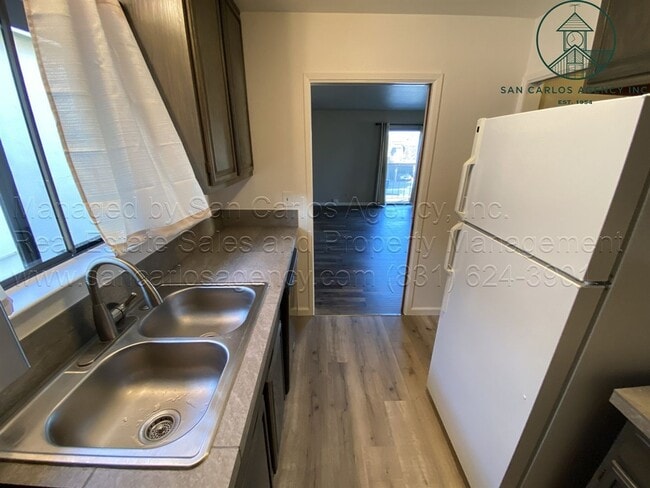 Building Photo - Three Bed Three Bath Home Walkable to Downtown Monterey