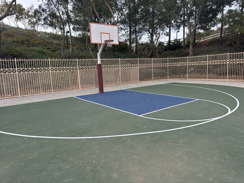 Building Photo - 27905 Crown Court Cir