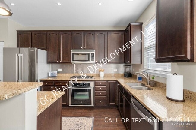 Building Photo - 927 Indigo Ct