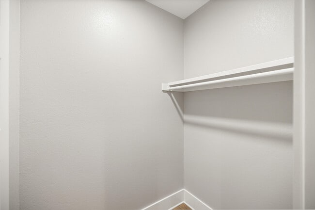 Building Photo - 56 Penelope St