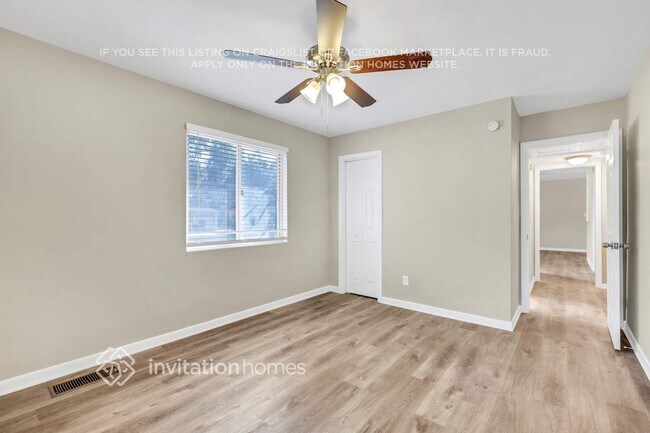 Building Photo - 5815 Oliver St