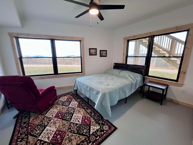 Building Photo - 49 Neal Hill Rd