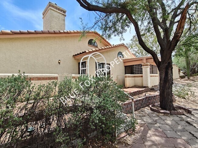 Building Photo - 131 E Horizon Cir