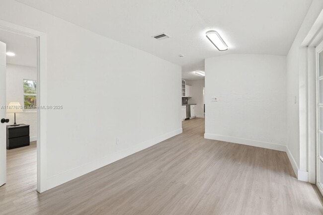 Building Photo - 1254 Polk St