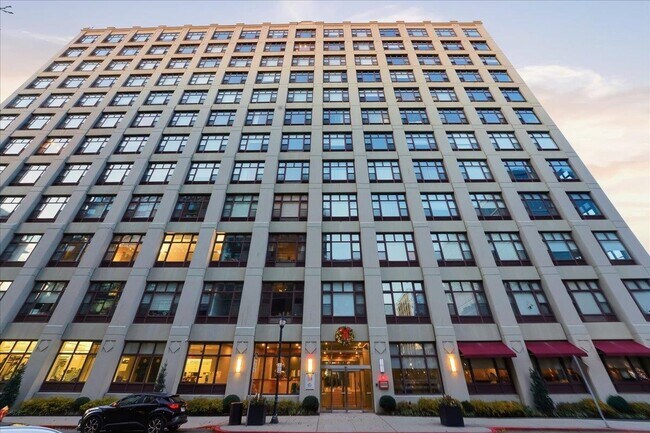 Building Photo - 1500 Hudson St