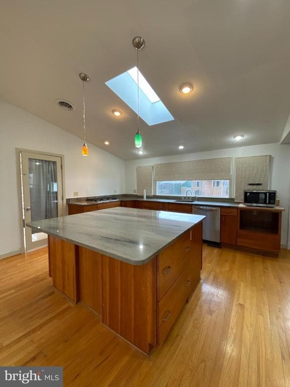 Building Photo - 1030 Georgia Ave