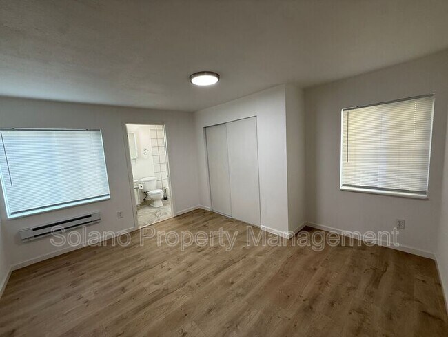 Building Photo - 4479 Walters Rd