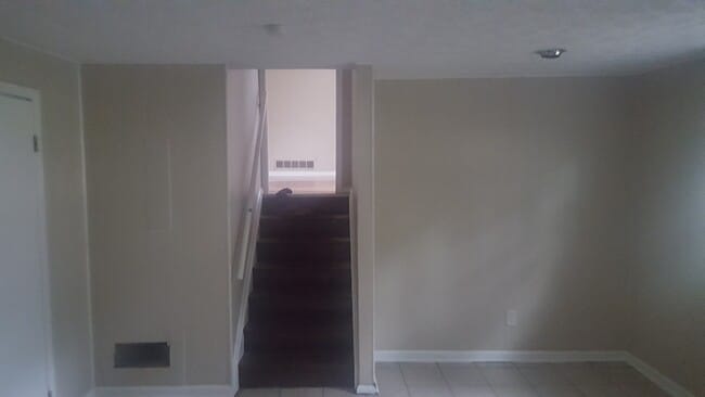 Building Photo - There is no place like home!